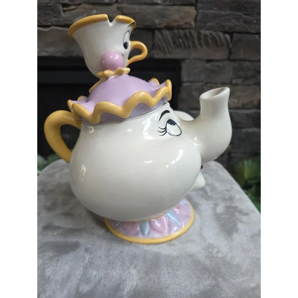 Disney Beauty and the Beast Mrs. Potts & Chip Cookie Jar Never Used Sat In Cabin